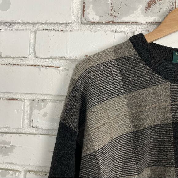 Vintage Lyle & Scott Men Lambs Wool Plaid Charcoal Grey Black Crew Neck Sweater - Picture 4 of 9
